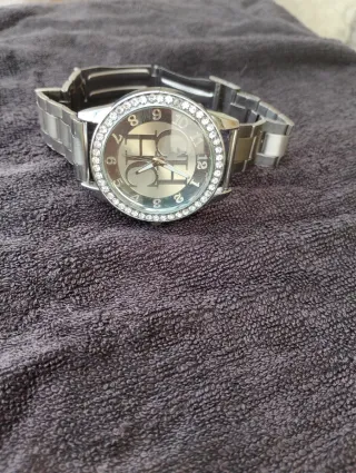 Reloj Carolina Herrera Plateado