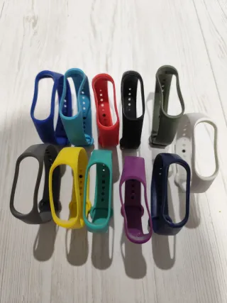 Xiaomi Mi Band 3 con cargador y 12 pulseras