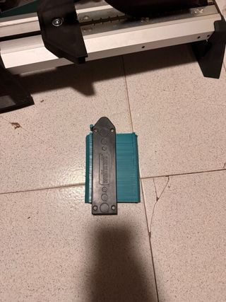 Cortadora suelo laminado vinílico + regalo