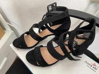 Zapatos de fiesta negros