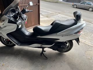 Suzuki Burgman 125