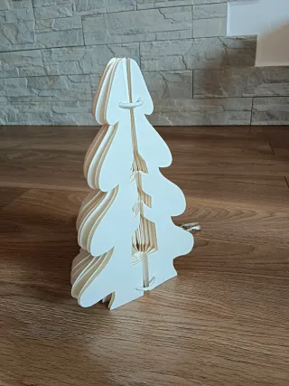 Albero di Natale in carta decorativo