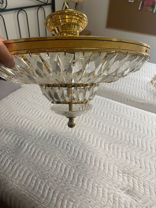 Lámparas de cristal y metal doradas 1x49, 2x90