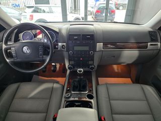 VOLKSWAGEN Touareg 2.5 R5 TDI Motion