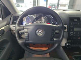 VOLKSWAGEN Touareg 2.5 R5 TDI Motion