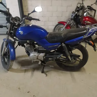 Moto Yamaha YBR 125cc Azul