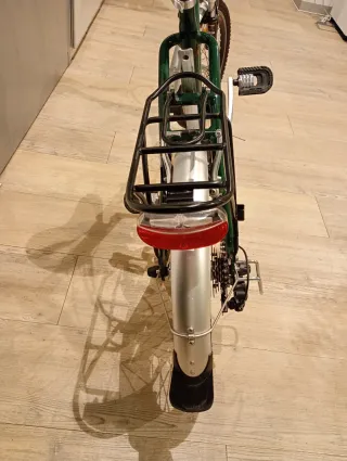 Bicicleta Eléctrica Plegable Fairway + Bomba Rueda