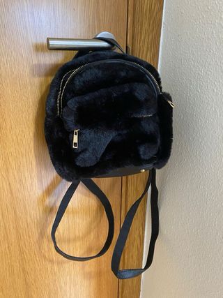 Mochila Angelina Negra de pelo