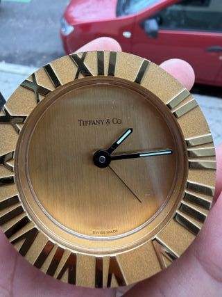Tiffany & Co. Reloj de sobremesa dorado