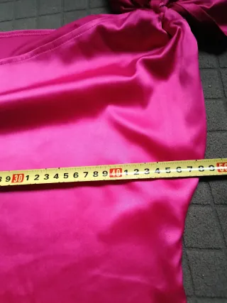 Blusa Fucsia diseño original talla M-L