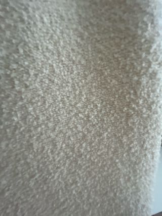 Pantalón acampanado tipo paño beige