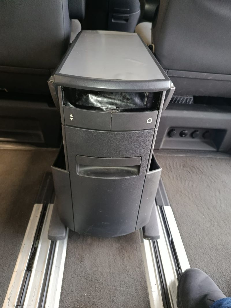 Volkswagen Multivan 2004, foto 28