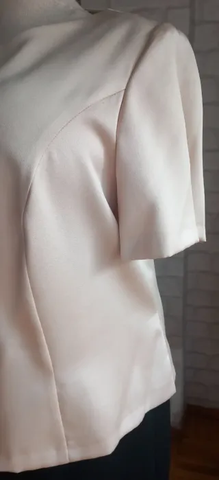 Traje de chaqueta mujer negro y dorado