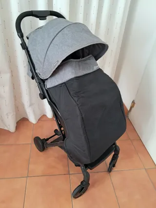 Carro de bebé Kinderkraft COMO NUEVO