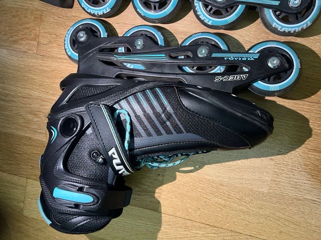 Patines en línea negros y turquesa Talla 41