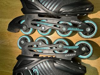 Patines en línea negros y turquesa Talla 41