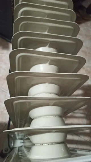 Radiador Oper Beige y Azul