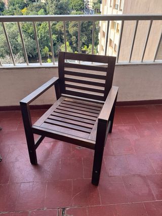 Conjunto mesa y sillas exterior madera