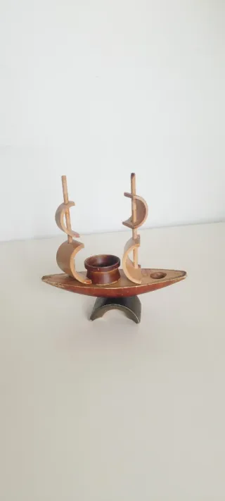 Antico veliero in legno 20x20 cm