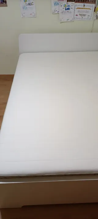 Cama matrimonio Nesttun Ikea + Colchón Hafslo