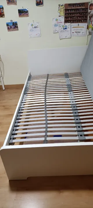 Cama matrimonio Nesttun Ikea + Colchón Hafslo