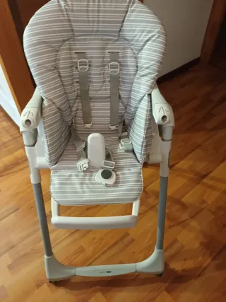 Trona Peg Perego Raya Gris.