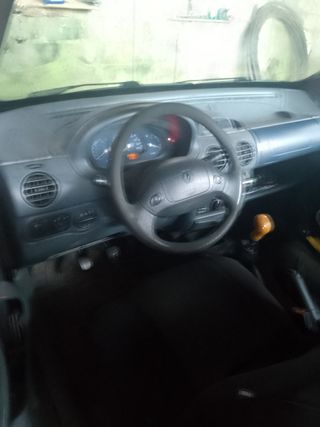 Renault Kangoo 2004