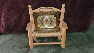Antiguo Reloj de mesa Swiza 8 días