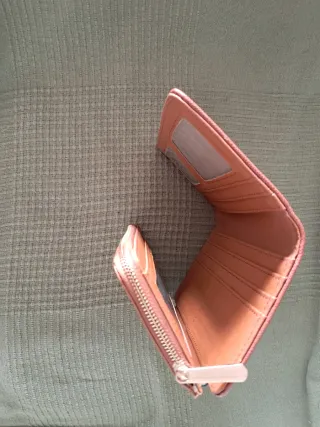 Monedero mujer rosa con cierre H