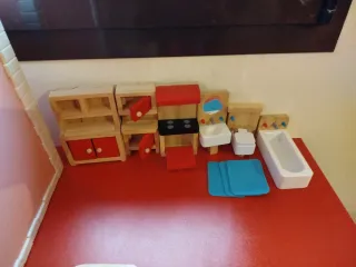 Casita de muñecas con accesorios