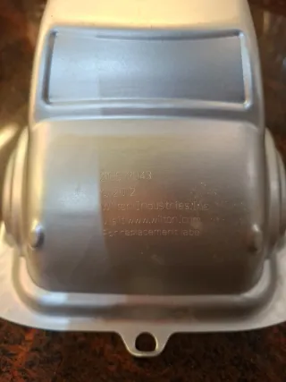 Molde para pastel Wilton forma coche