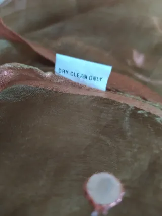 Chal verde dorado con detalles