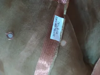 Chal verde dorado con detalles