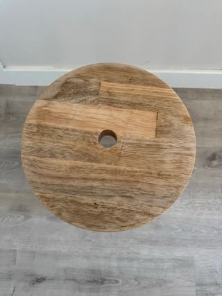 Taburete de madera rústico