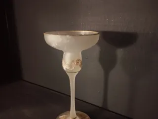 Calice in vetro satinato vintage con decori