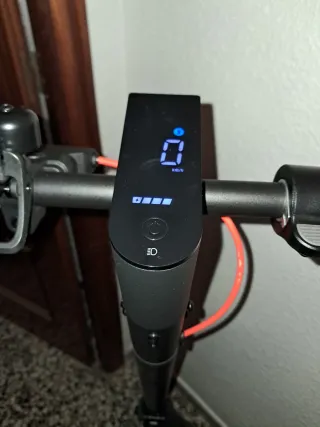 Patinete eléctrico plegable Xiaomi 25 km autonomía