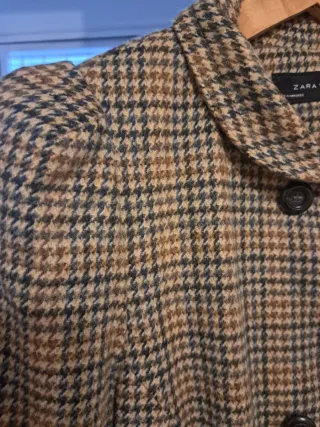 Abrigo Zara cuadros marrones y verdes