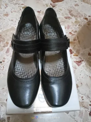 Scarpe donna Caprice Mary Jane nere