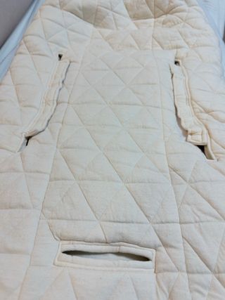 Saco invierno bebé beige acolchado