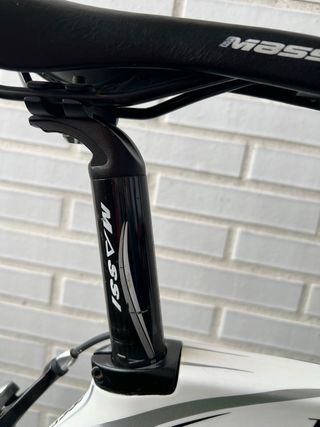 Bicicleta de carretera Massi TEAM