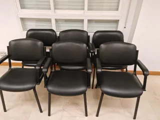 Muebles de oficina madera y metal en Badajoz