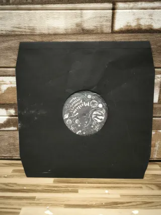 Vinilo Mailu - Martian princess arrives