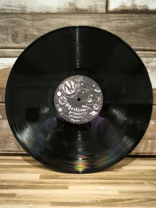 Vinilo Mailu - Martian princess arrives