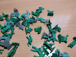 Lote Soldados Montaplex Plástico