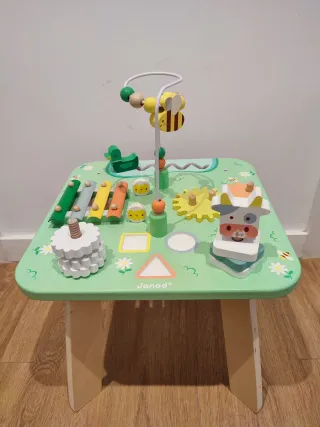 Mesa de juego Janod madera infantil