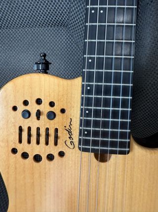 Godin Multiac Nylon Guitarra Eléctrica