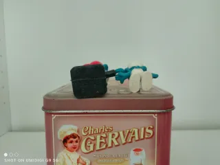 Lote figuras Kinder Sorpresa y más