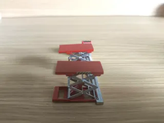 Elevador Garaje AB model 1/64