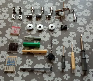 Máquina de coser REFREY 427