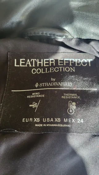 Cazadora efecto piel negra